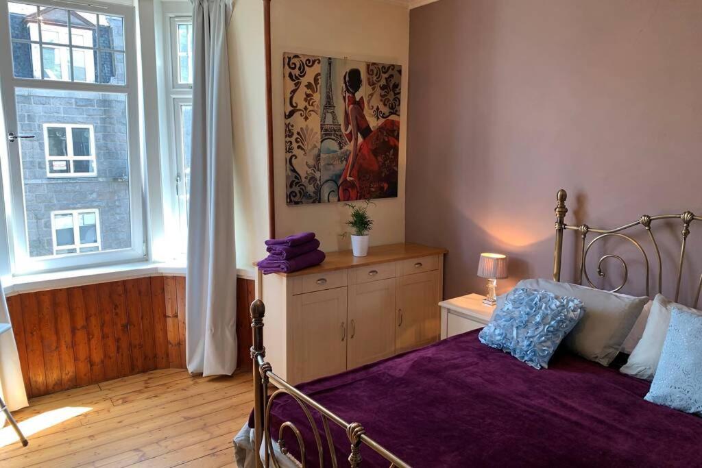 Spacious 2 bedroom apartment in Aberdeen City Buitenkant foto